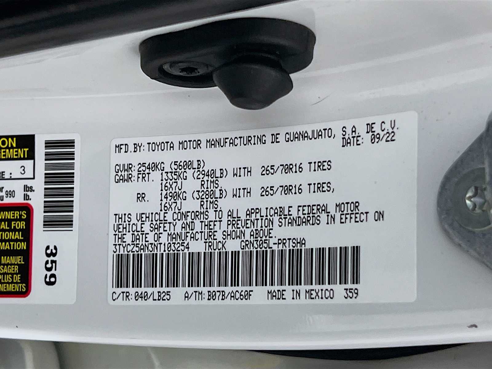 2022 Toyota Tacoma TRD Pro - Photo 32