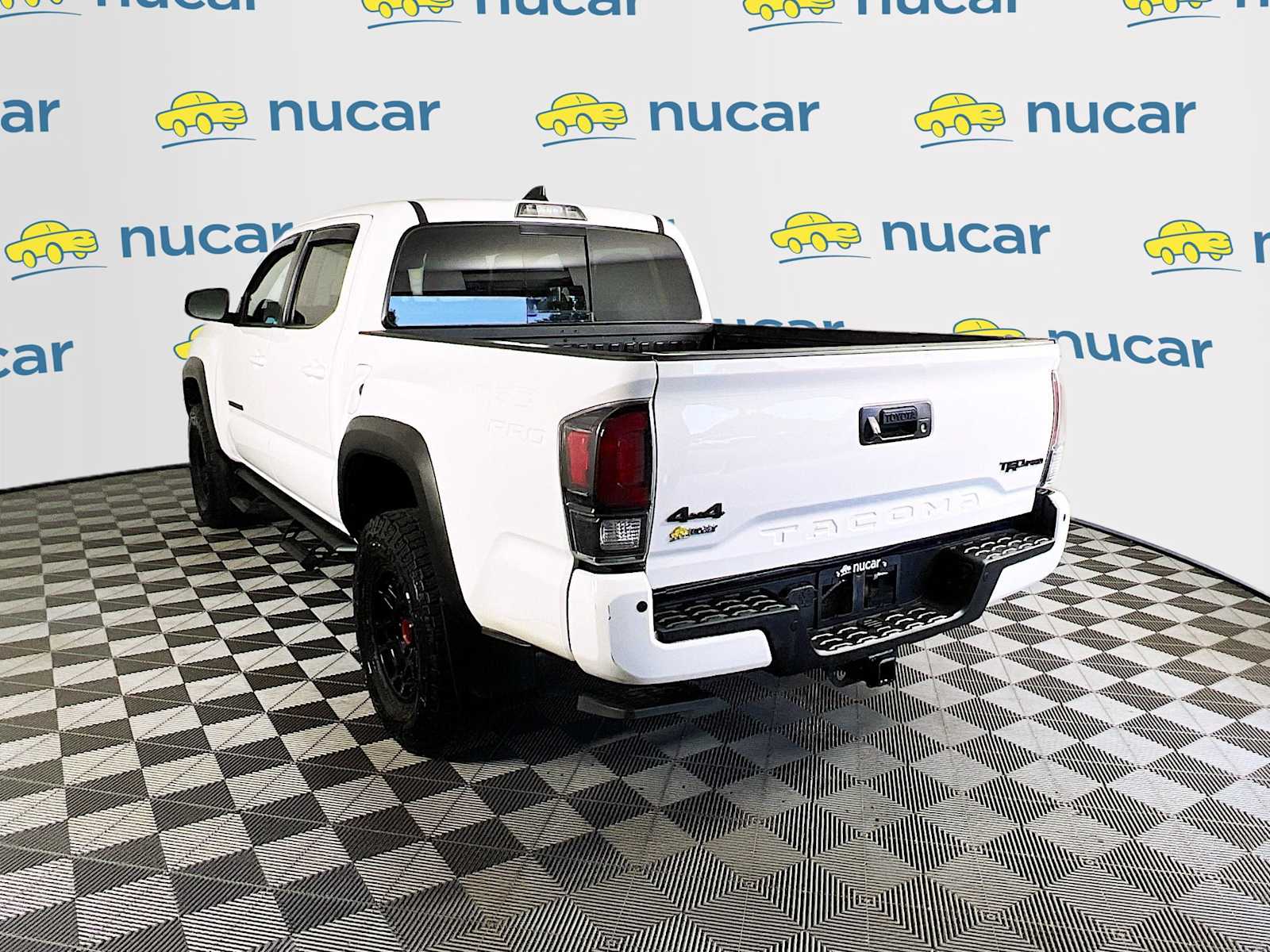 2022 Toyota Tacoma TRD Pro - Photo 5