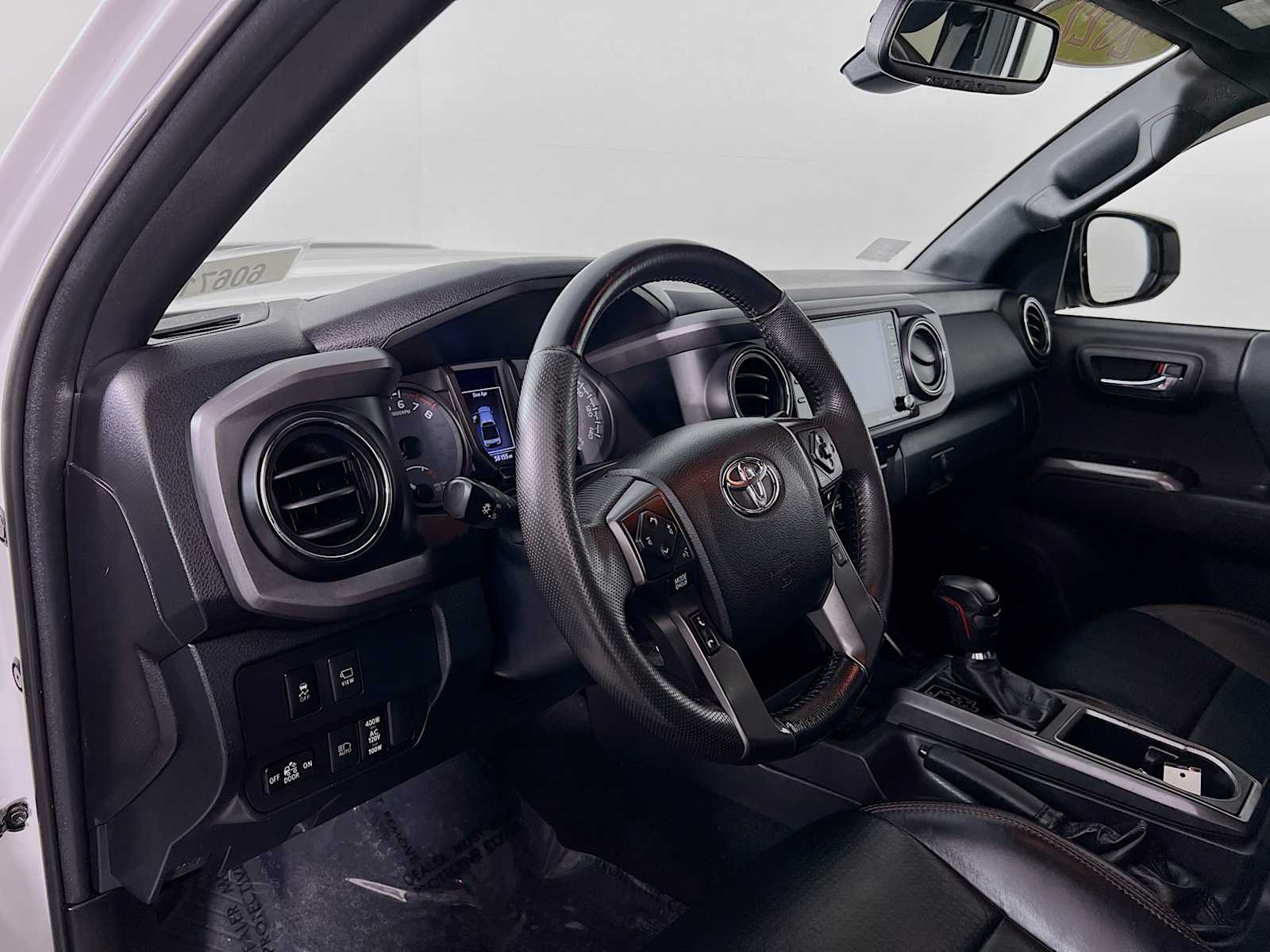 2022 Toyota Tacoma TRD Pro - Photo 9