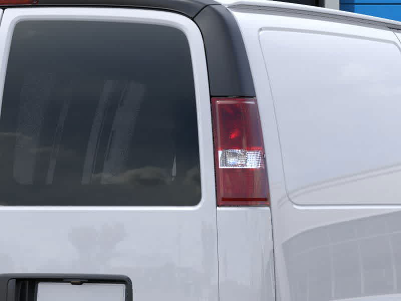 2025 Chevrolet Express  - Photo 11