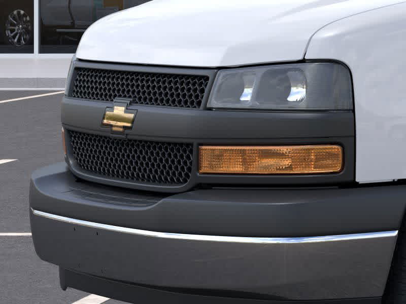 2025 Chevrolet Express  - Photo 13