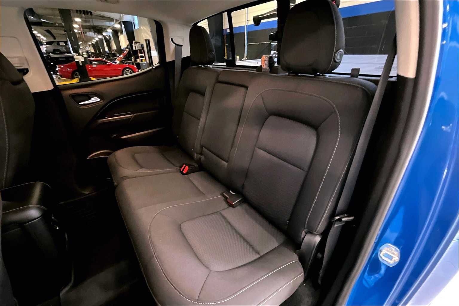 2021 Chevrolet Colorado 4WD LT - Photo 15