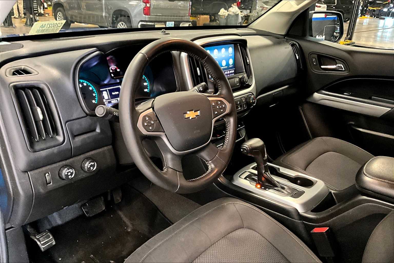 2021 Chevrolet Colorado 4WD LT - Photo 8