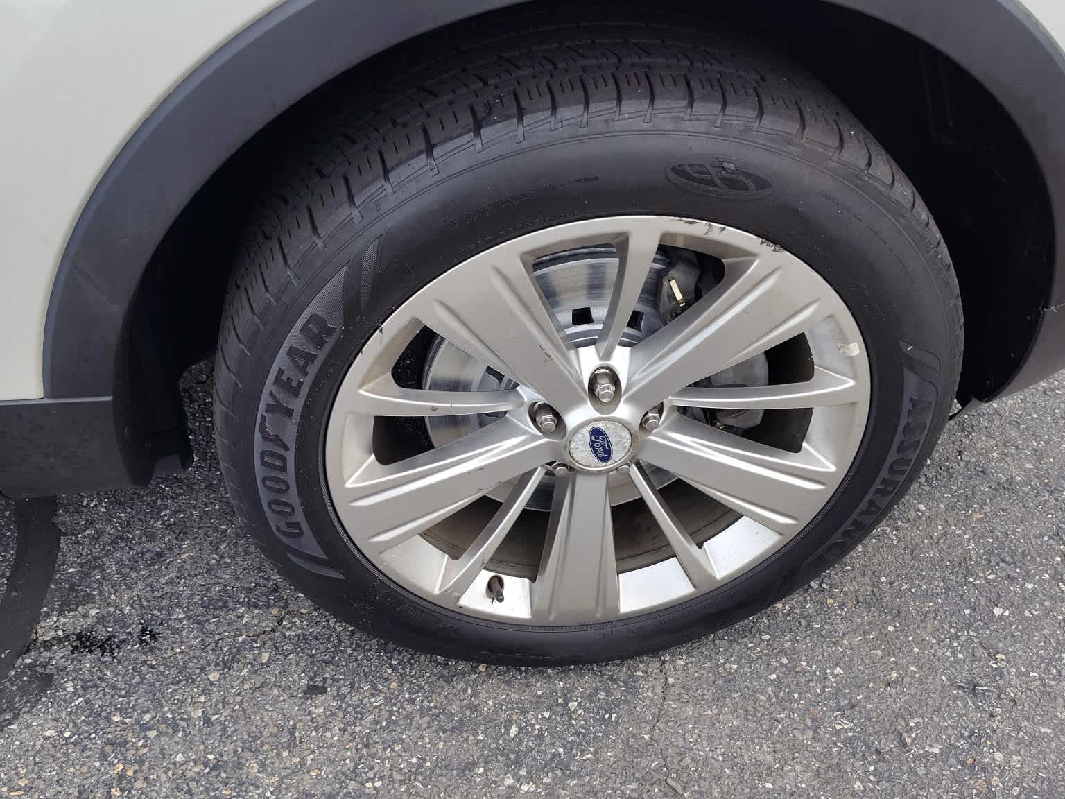 2019 Ford Explorer Limited - Photo 9