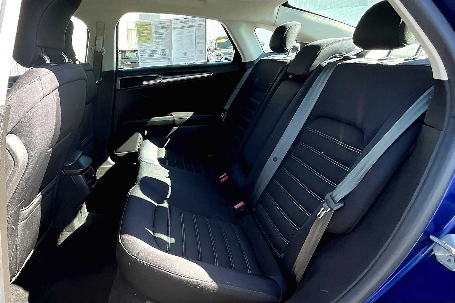 2014 Ford Fusion SE - Photo 15