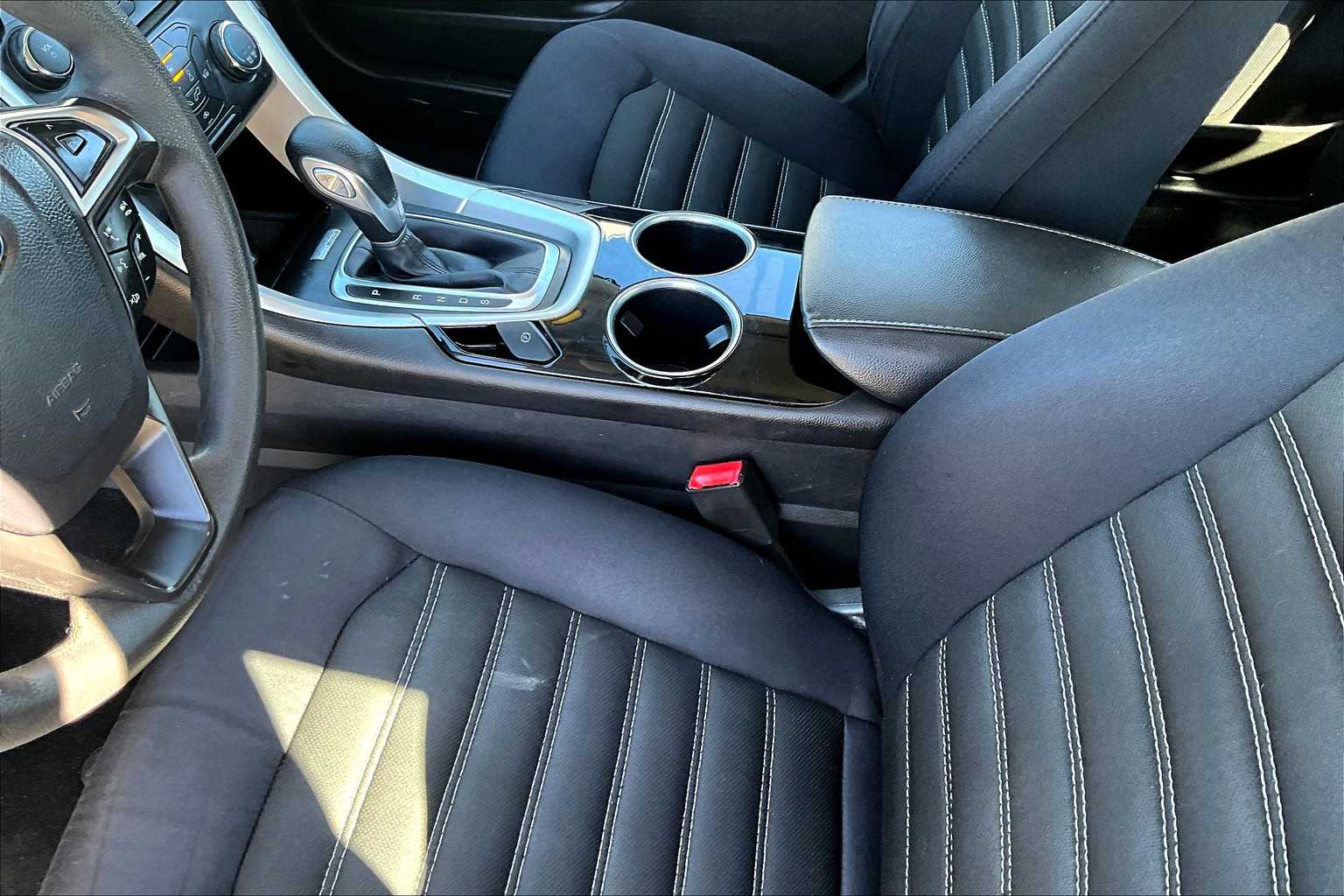 2014 Ford Fusion SE - Photo 20