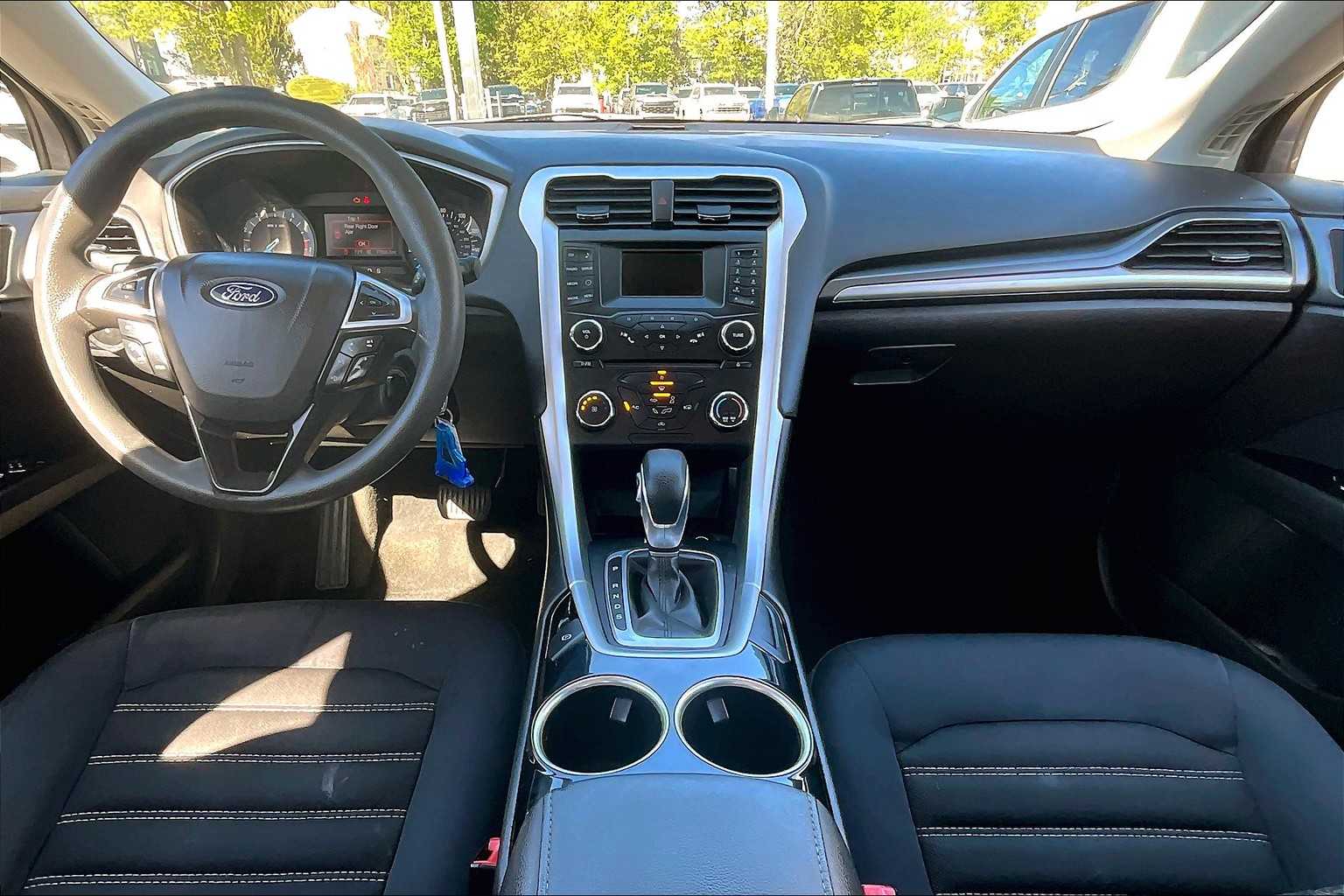 2014 Ford Fusion SE - Photo 21