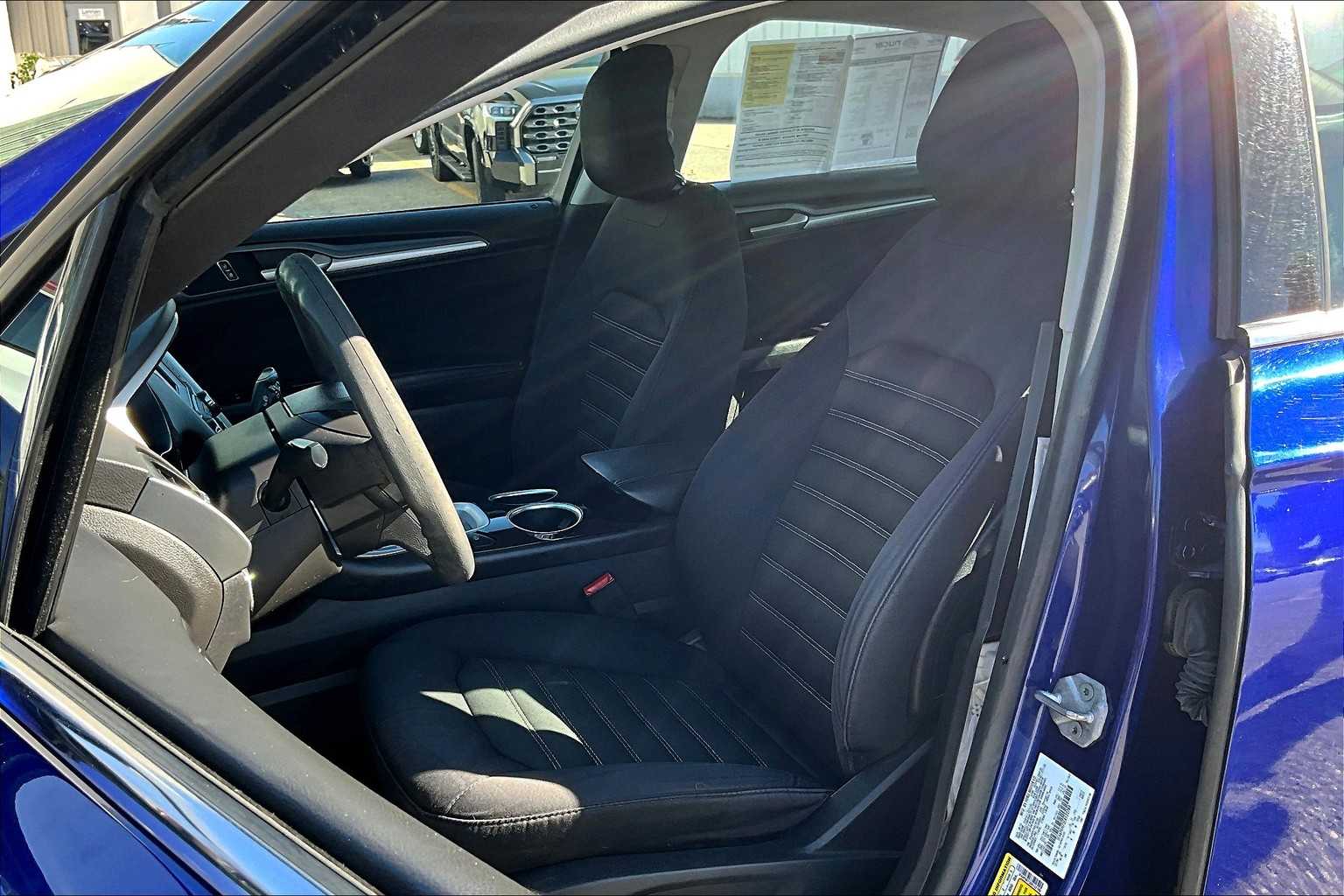 2014 Ford Fusion SE - Photo 10