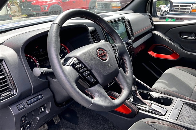 2023 Nissan Frontier PRO-4X - Photo 14