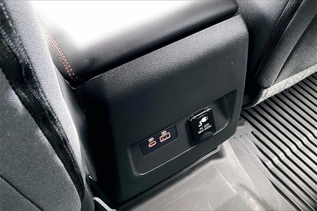 2023 Nissan Frontier PRO-4X - Photo 28