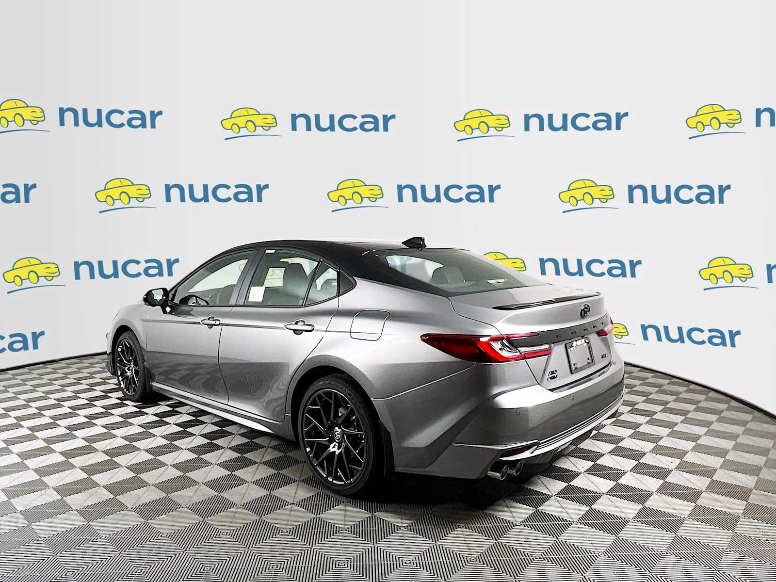 2025 Toyota Camry XSE - Photo 4