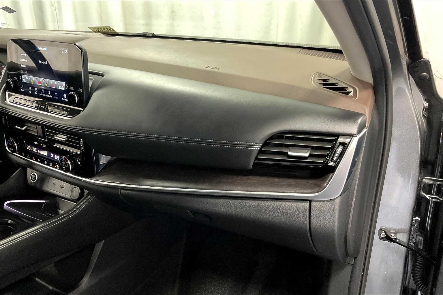 2023 Nissan Rogue Platinum - Photo 13