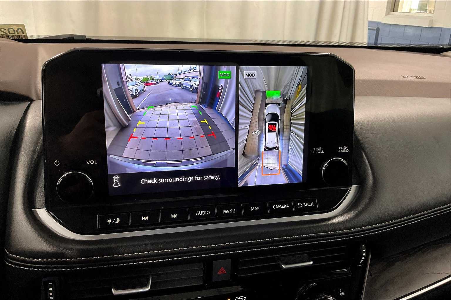 2023 Nissan Rogue Platinum - Photo 19