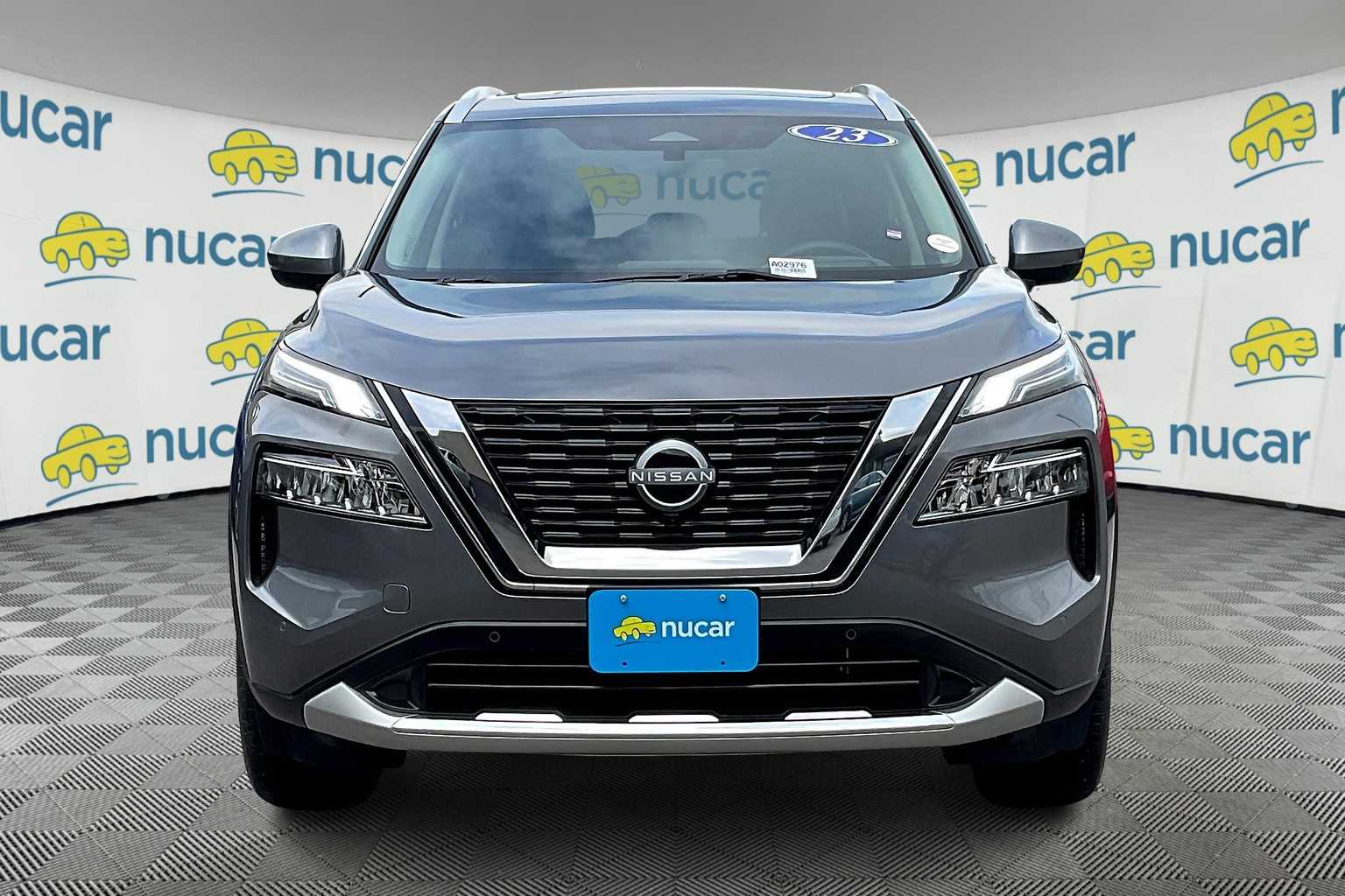 2023 Nissan Rogue Platinum - Photo 2