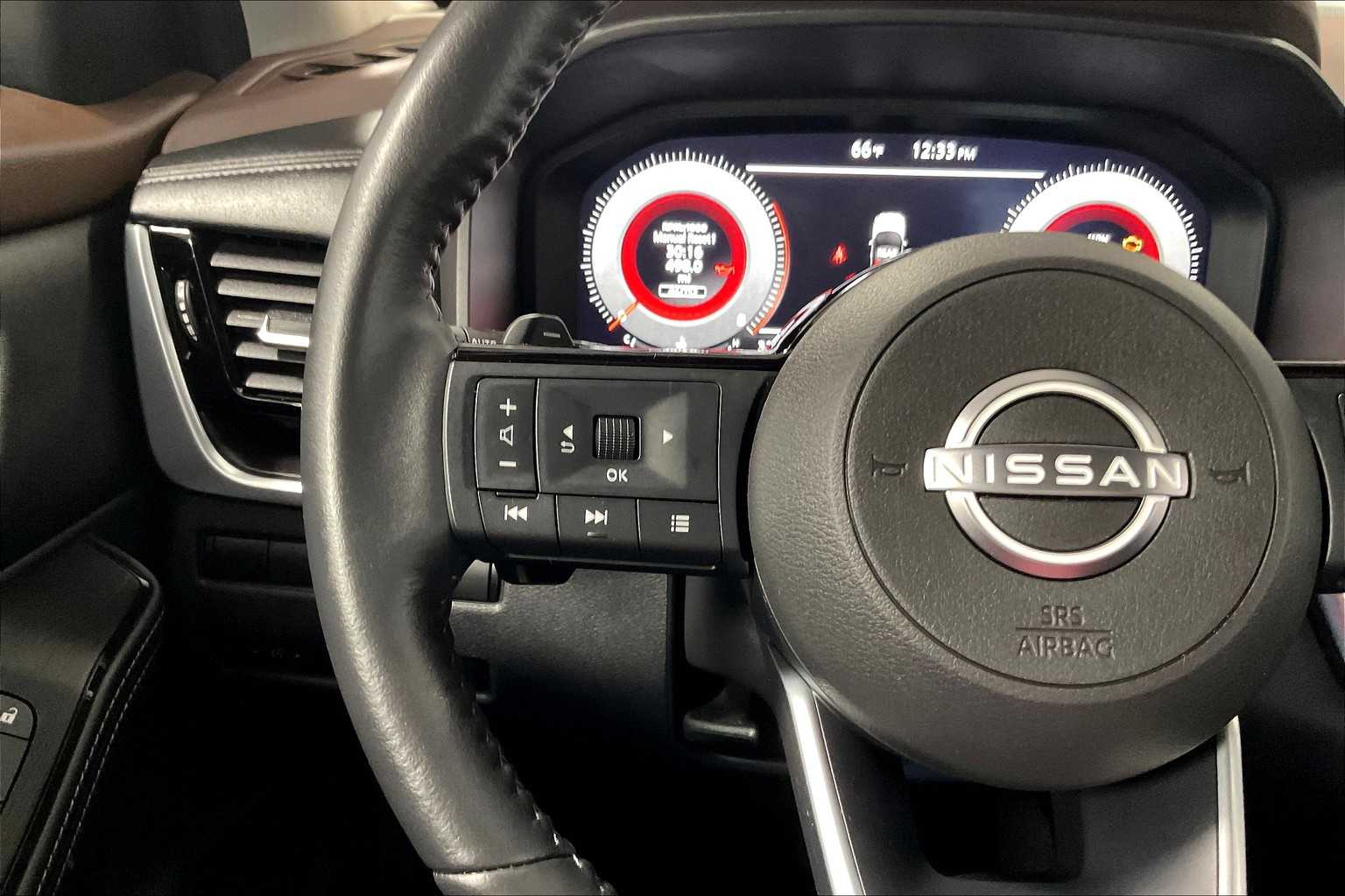 2023 Nissan Rogue Platinum - Photo 23