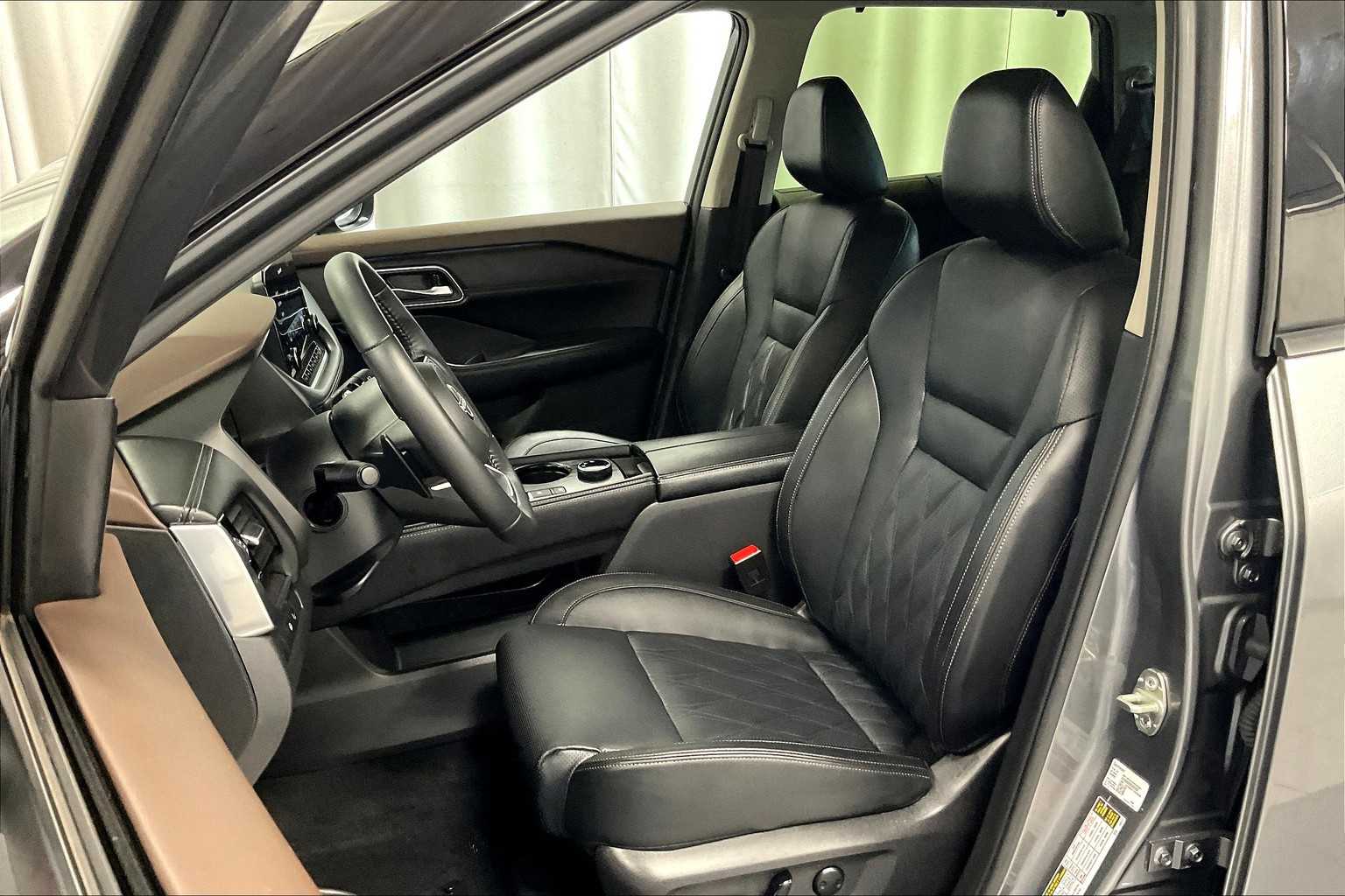 2023 Nissan Rogue Platinum - Photo 10