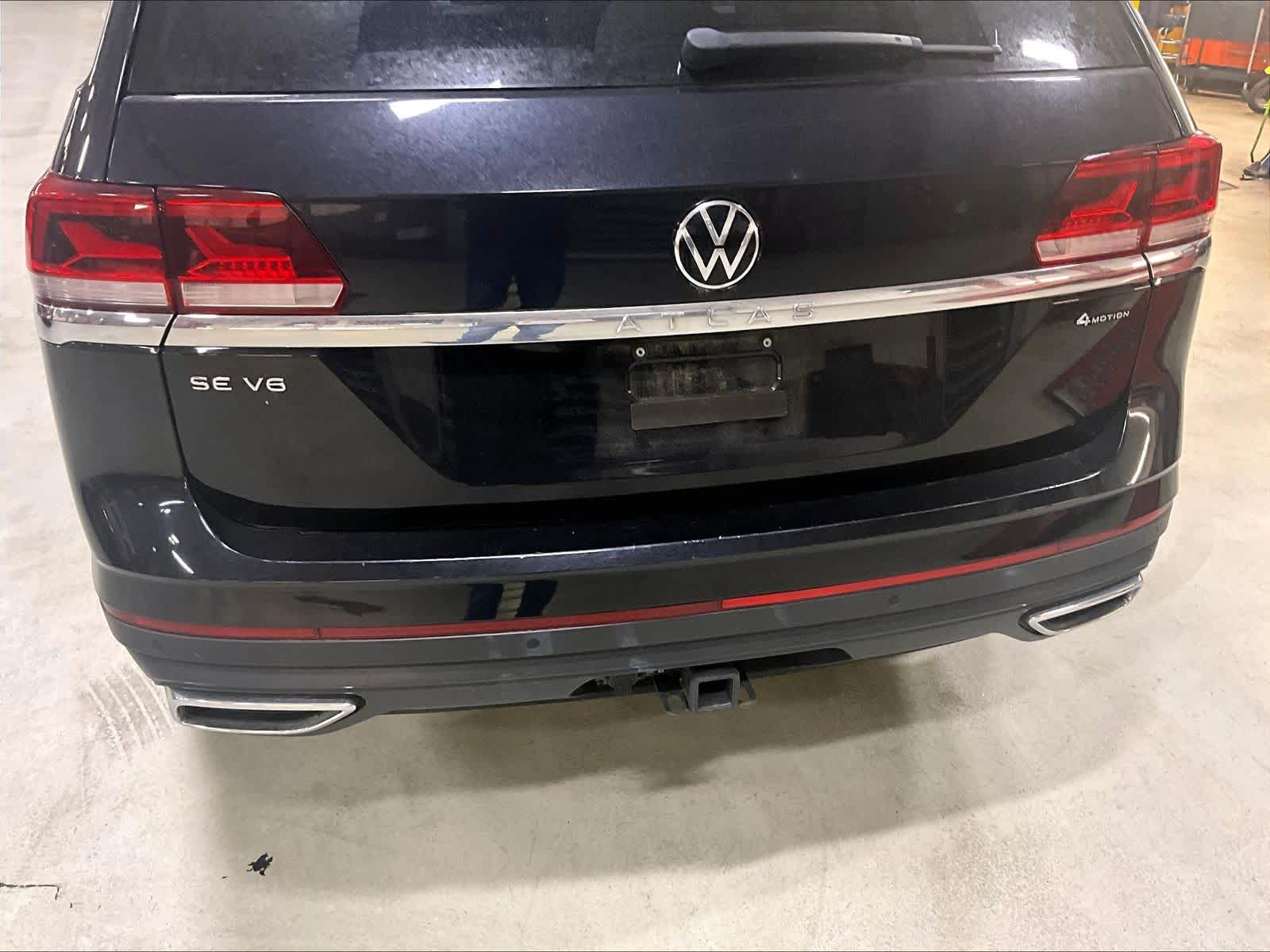 2023 Volkswagen Atlas 3.6L V6 SE w/Technology - Photo 7