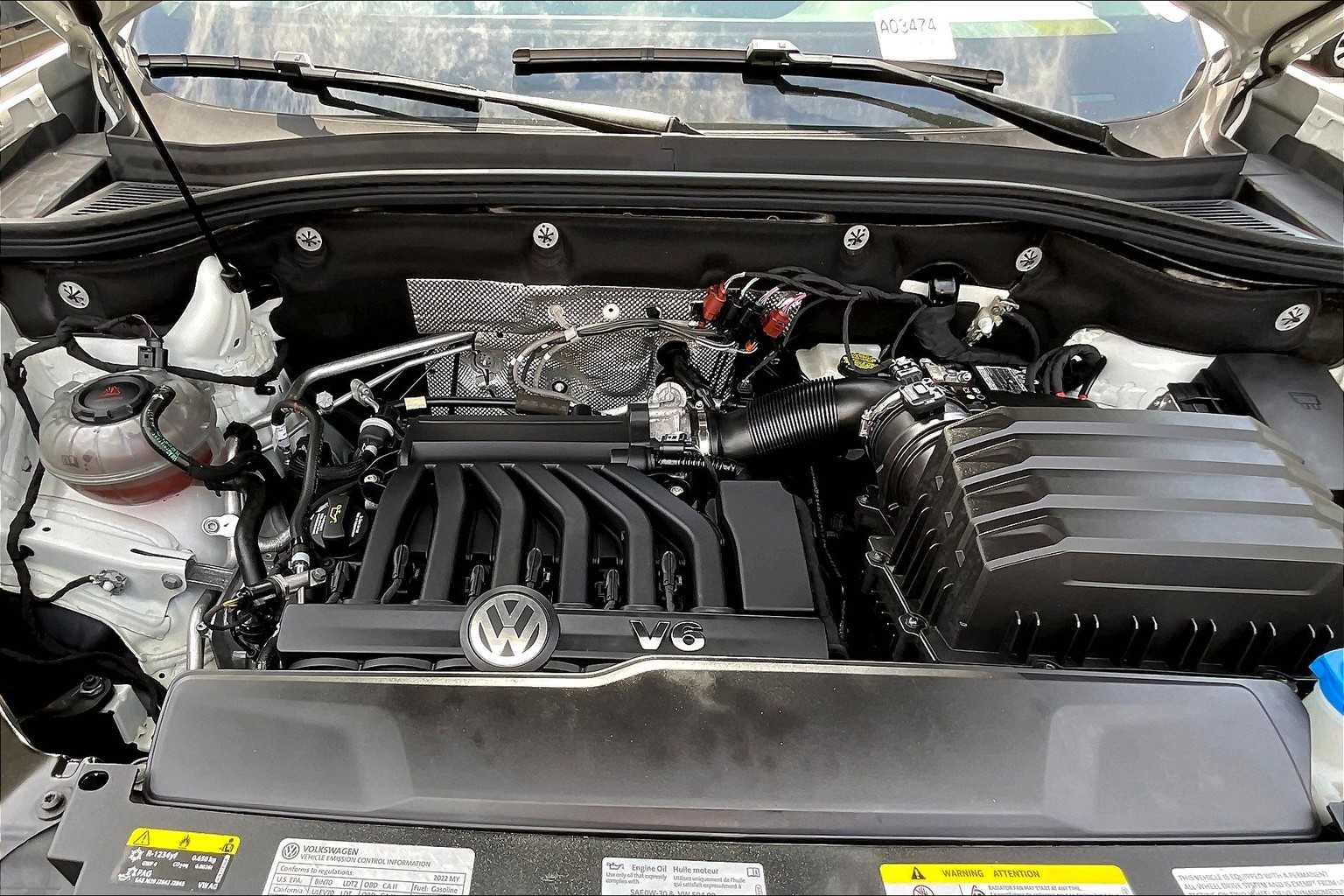 2022 Volkswagen Atlas 3.6L V6 SE w/Technology - Photo 29