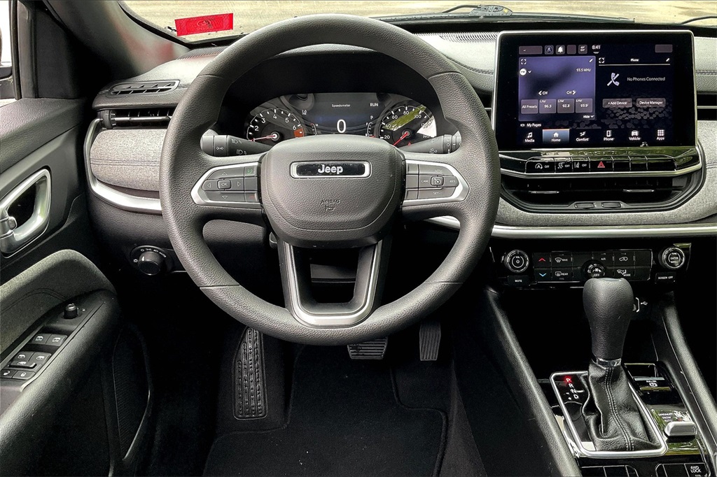2023 Jeep Compass Sport - Photo 16