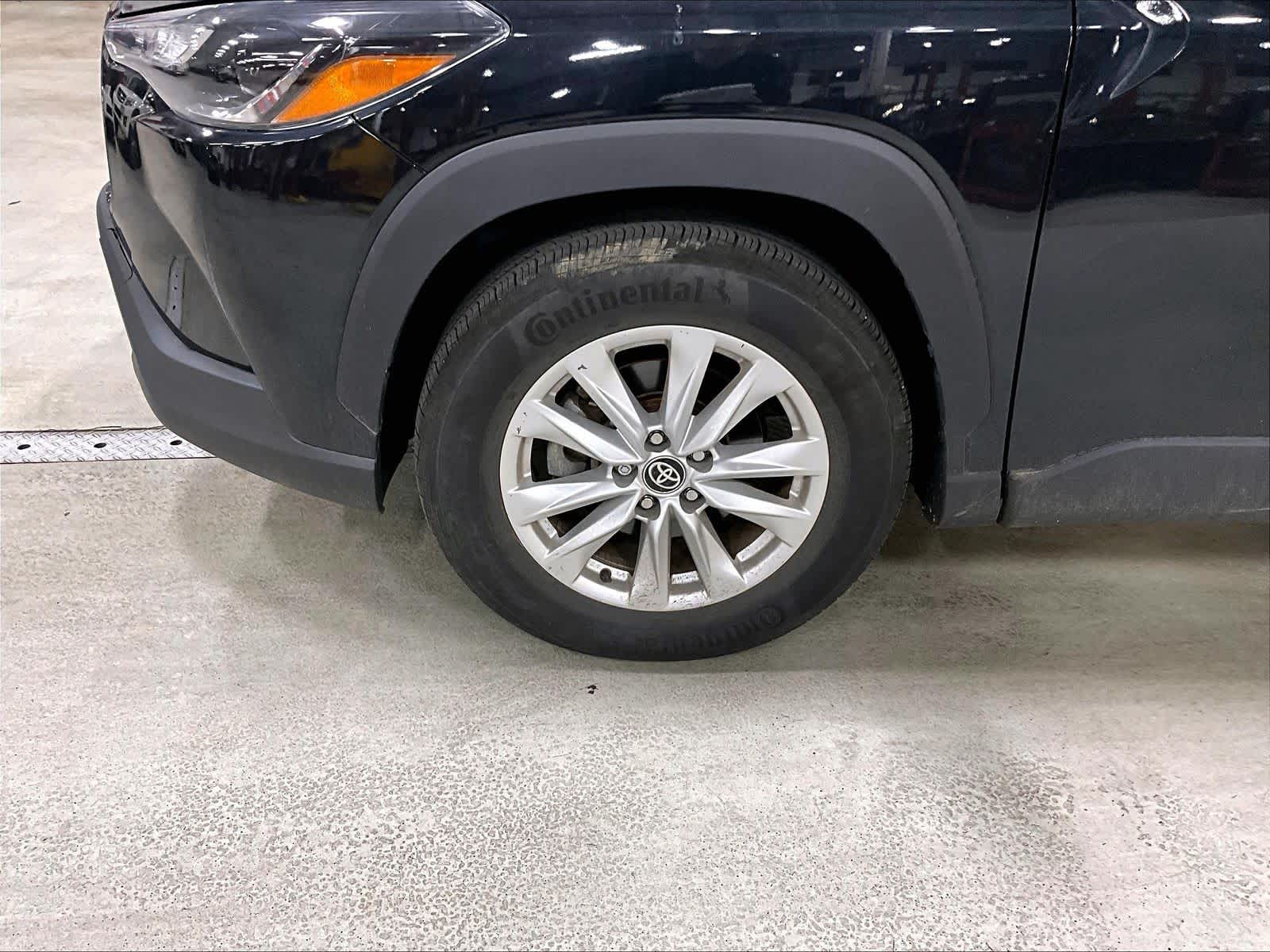 2024 Toyota Corolla Cross LE - Photo 4