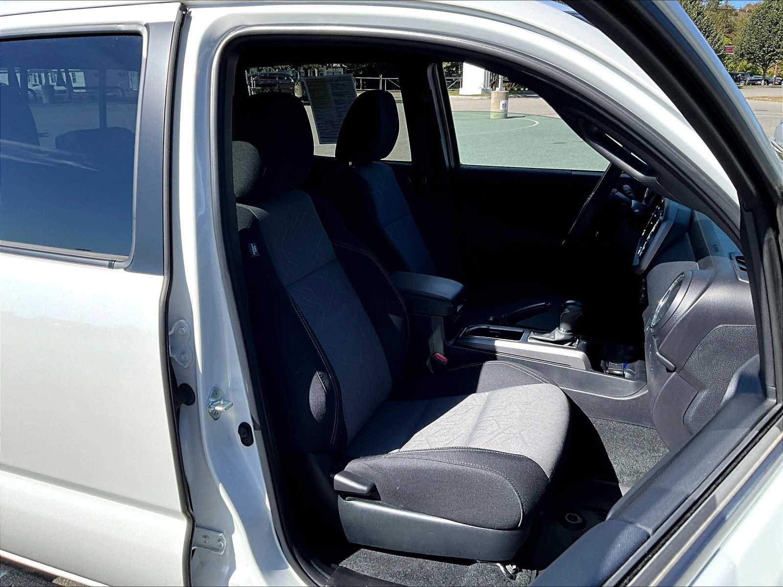 2023 Toyota Tacoma TRD Sport - Photo 11