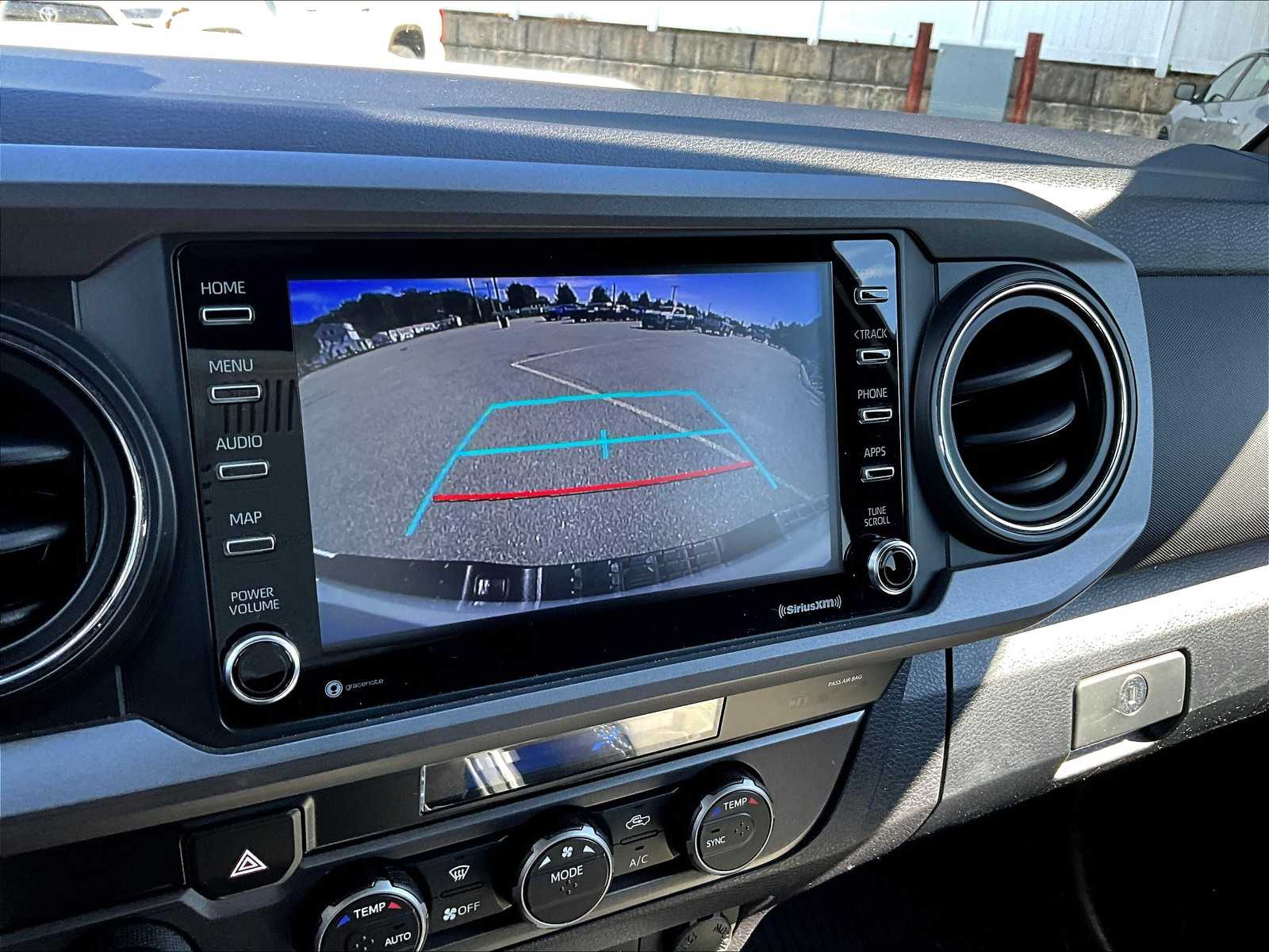 2023 Toyota Tacoma TRD Sport - Photo 19