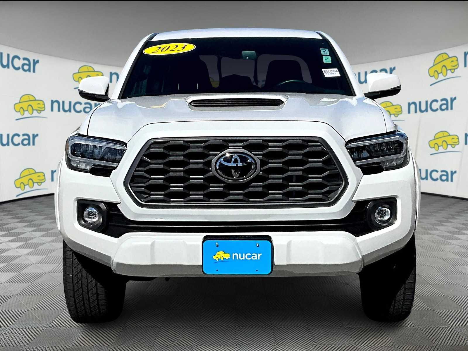 2023 Toyota Tacoma TRD Sport - Photo 2