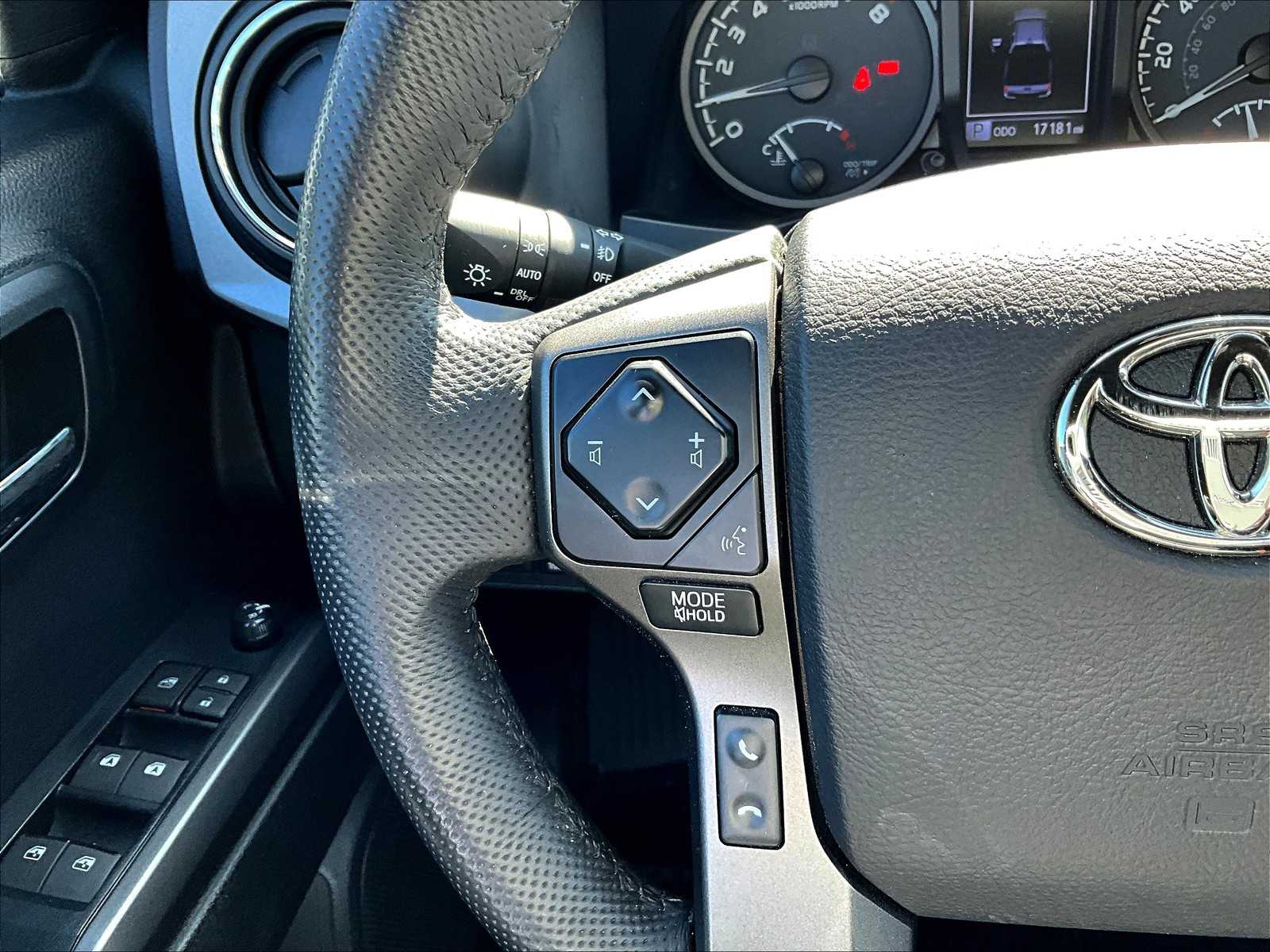 2023 Toyota Tacoma TRD Sport - Photo 23