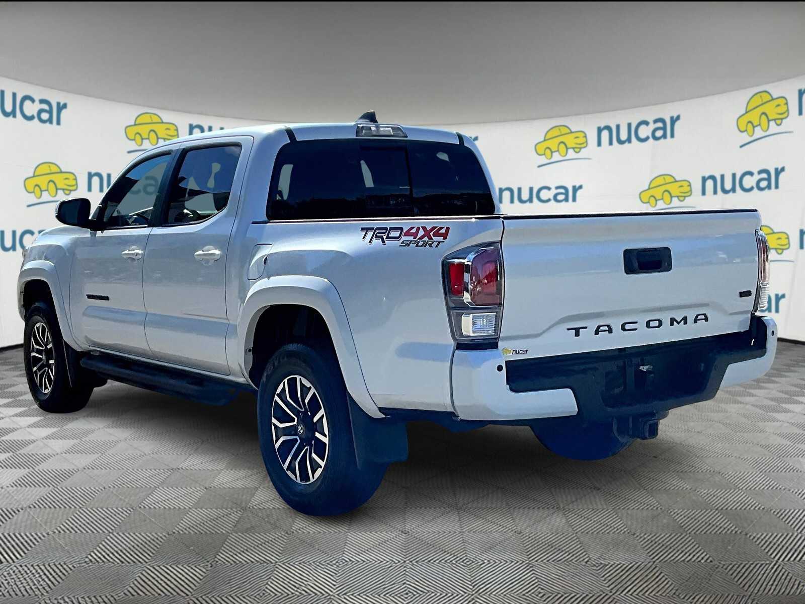 2023 Toyota Tacoma TRD Sport - Photo 4