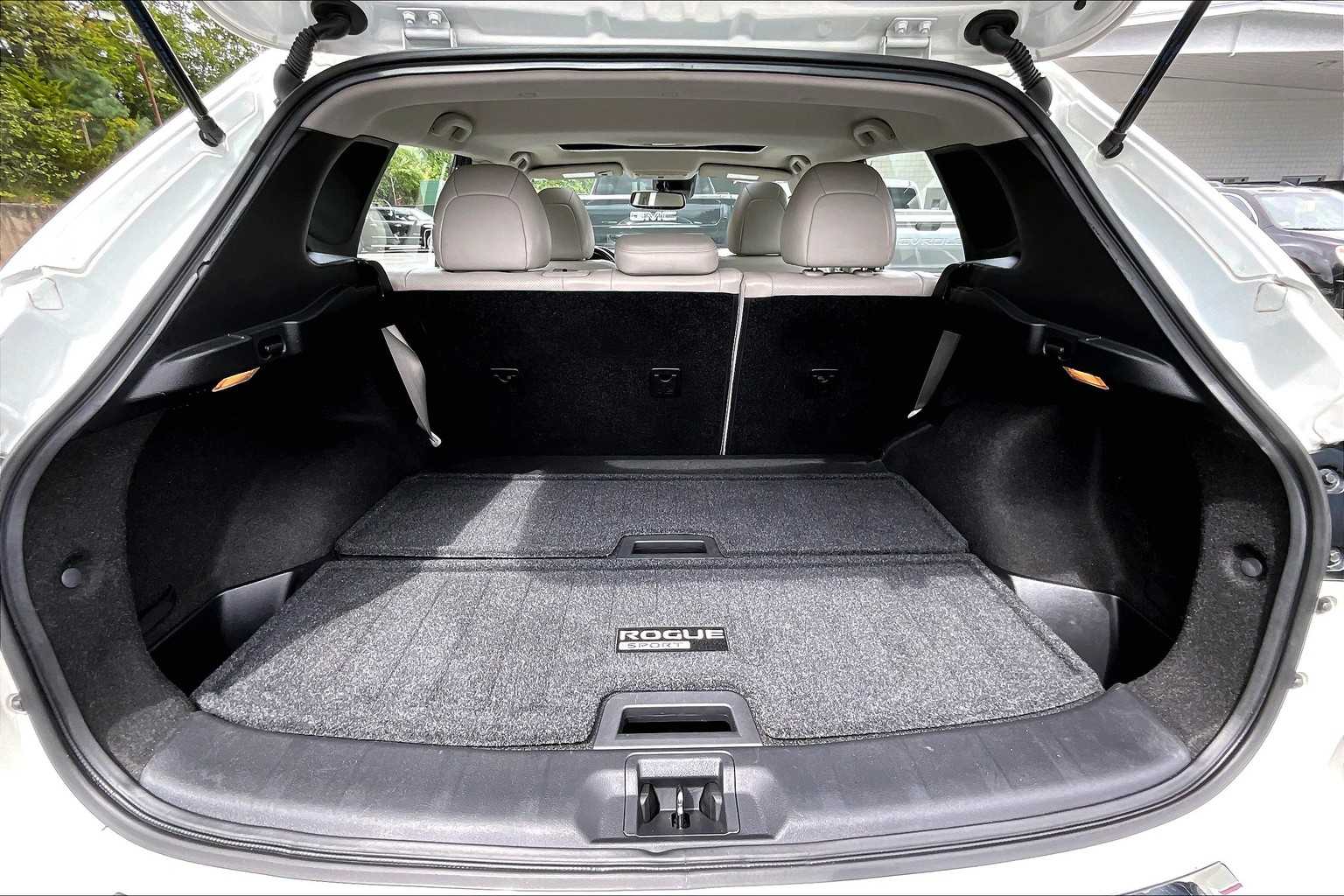 2019 Nissan Rogue Sport SL - Photo 17