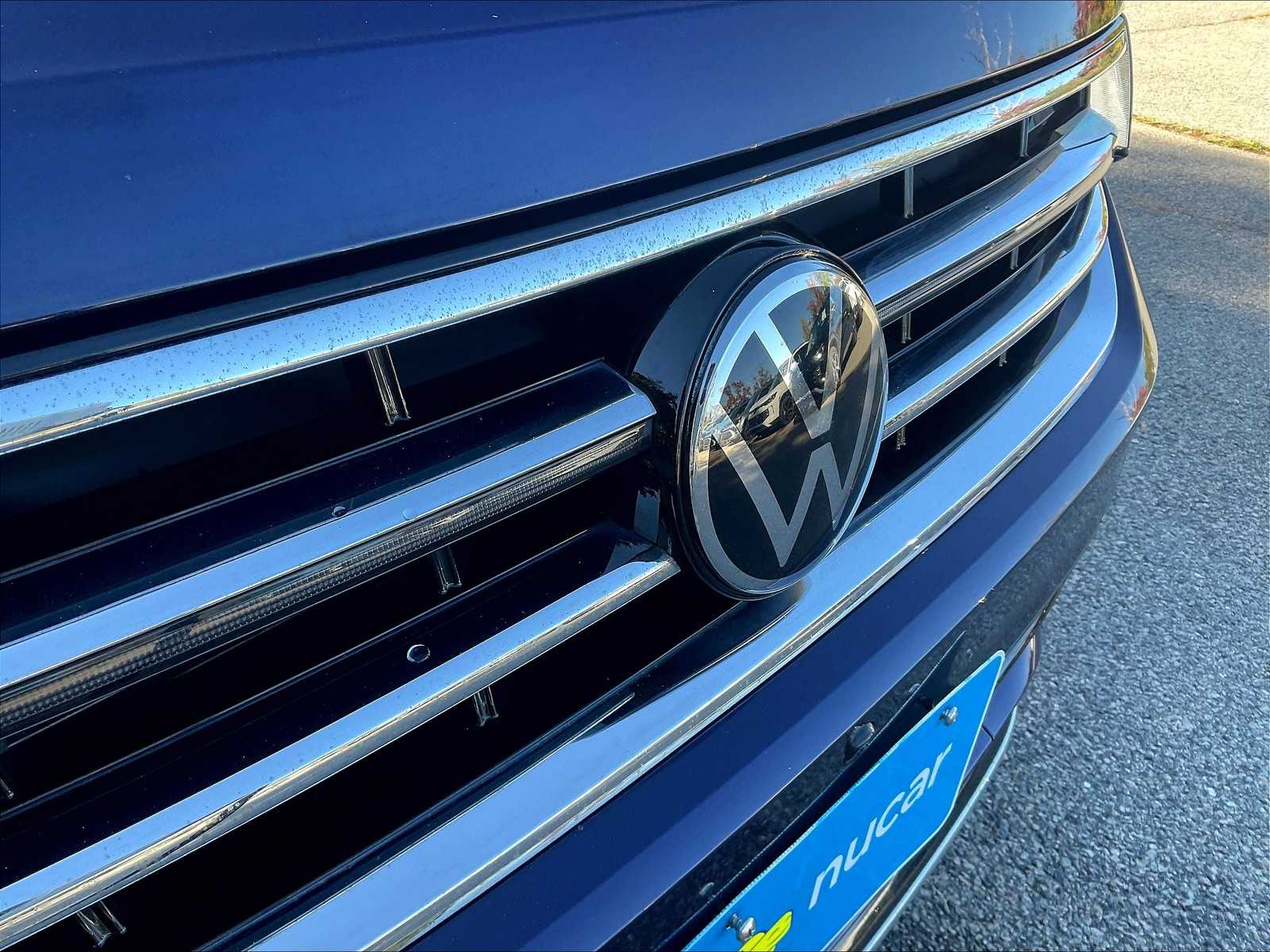 2022 Volkswagen Tiguan SEL R-Line - Photo 31