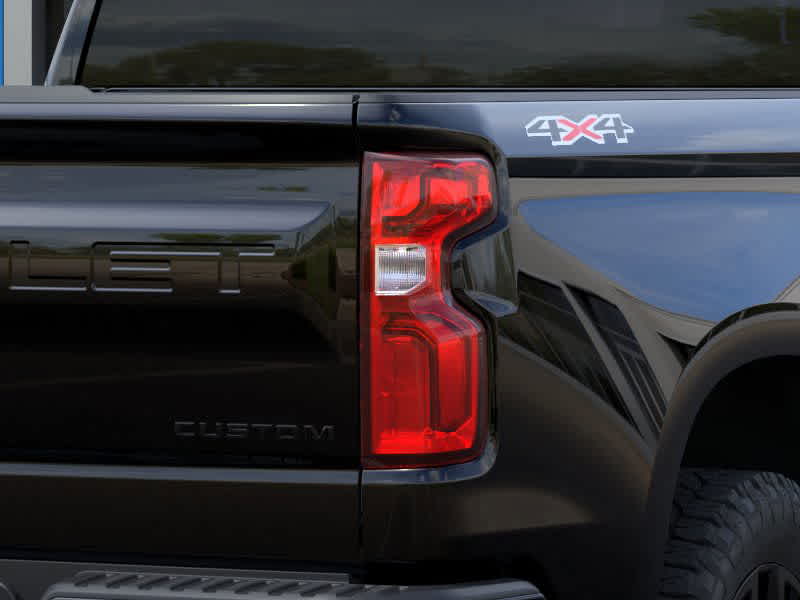 2025 Chevrolet Silverado 1500 Custom - Photo 11
