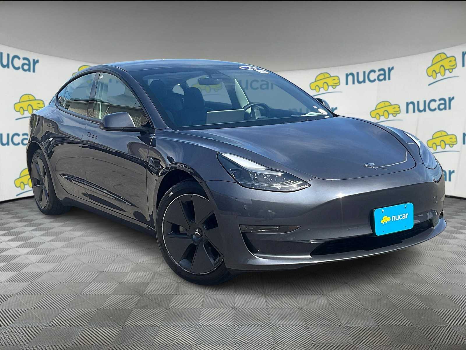 2023 Tesla Model 3 - Photo 1