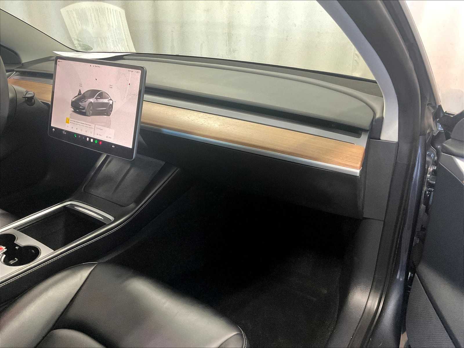 2023 Tesla Model 3  - Photo 13