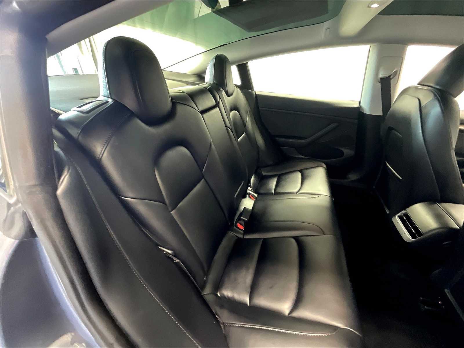 2023 Tesla Model 3  - Photo 16