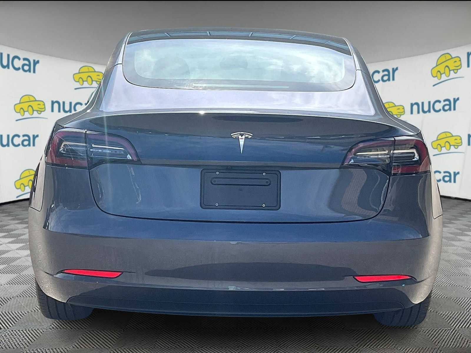 2023 Tesla Model 3  - Photo 5