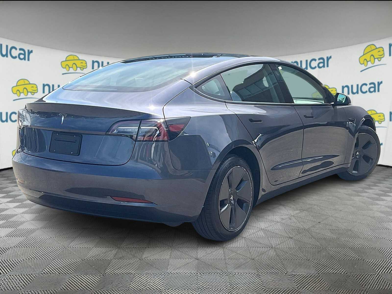 2023 Tesla Model 3  - Photo 6