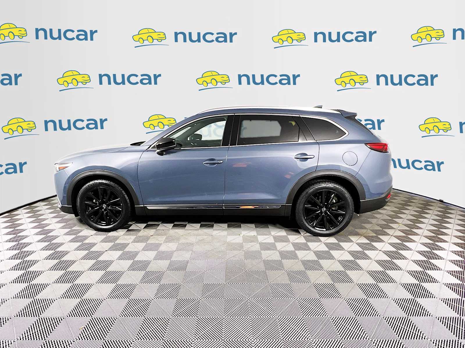 2023 Mazda CX-9 Carbon Edition - Photo 4