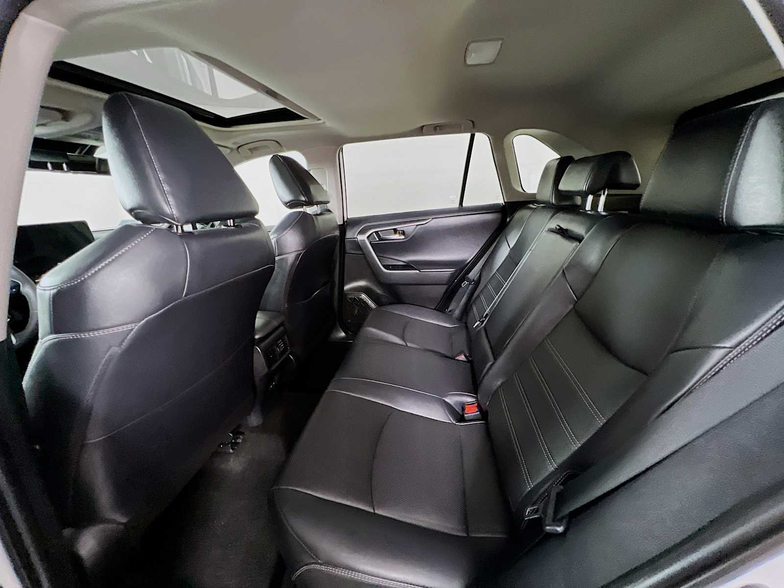2023 Toyota RAV4 Limited - Photo 25