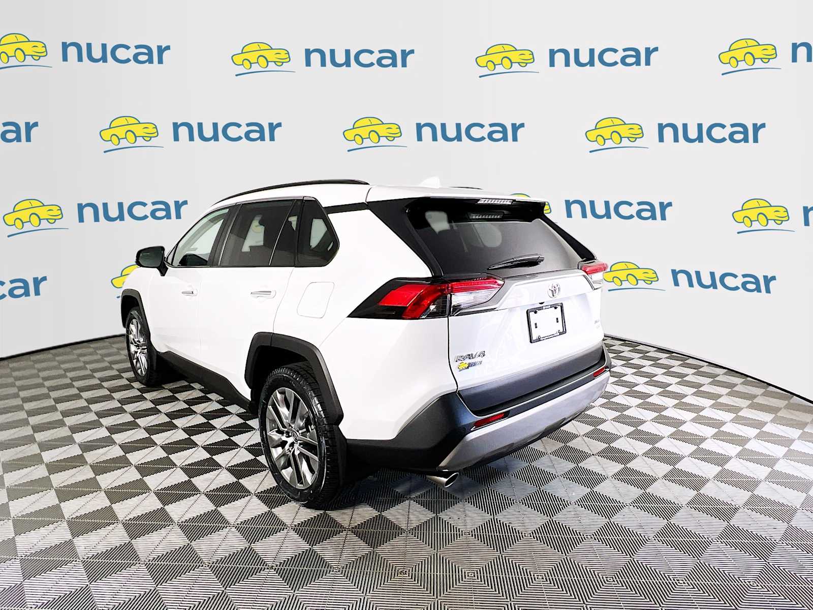 2023 Toyota RAV4 Limited - Photo 5