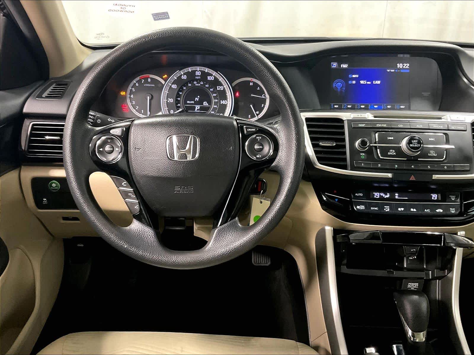 2016 Honda Accord LX - Photo 17