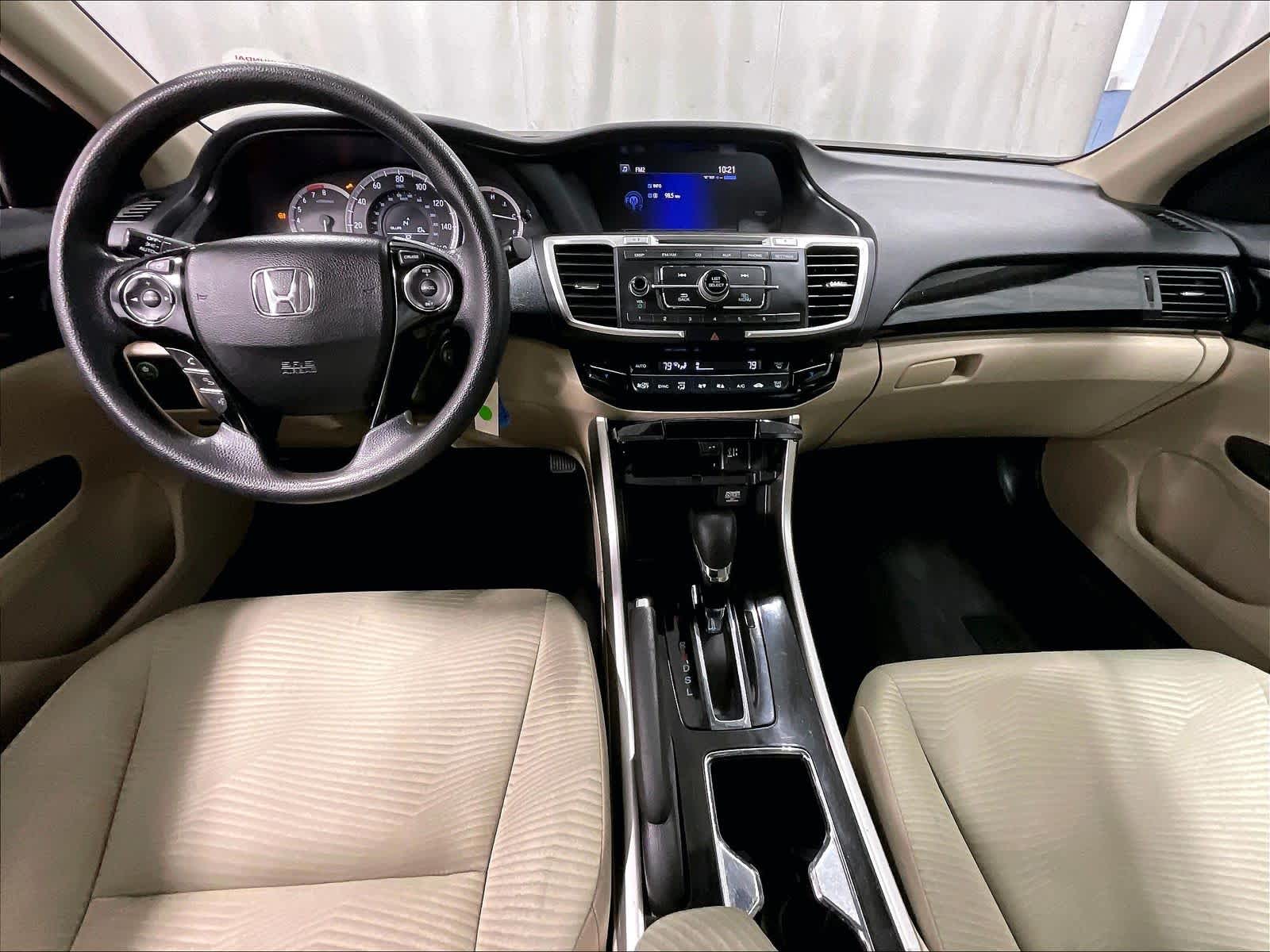 2016 Honda Accord LX - Photo 21