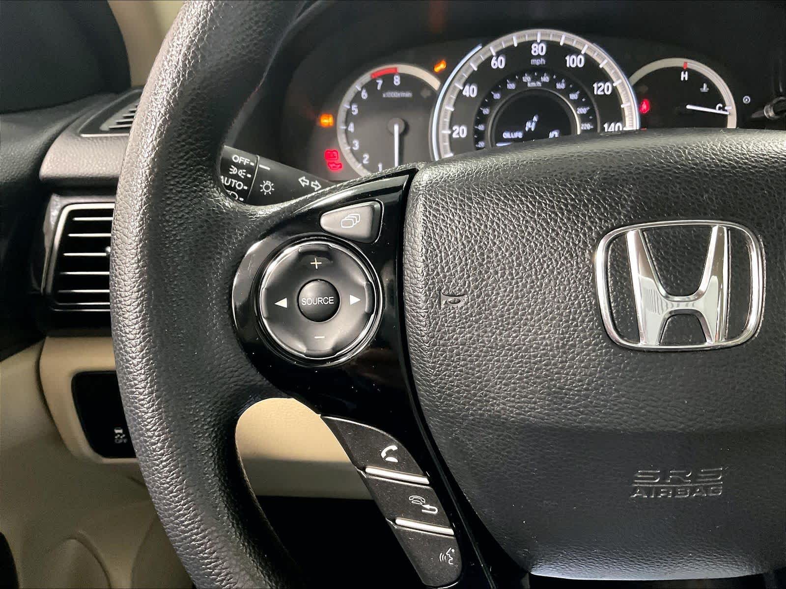 2016 Honda Accord LX - Photo 22