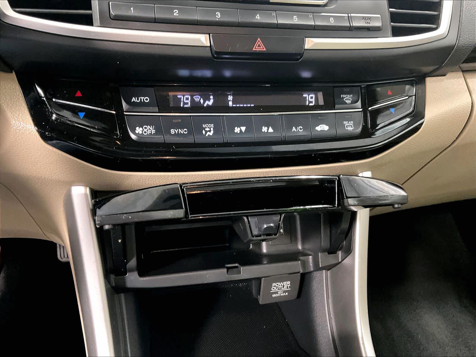 2016 Honda Accord LX - Photo 25