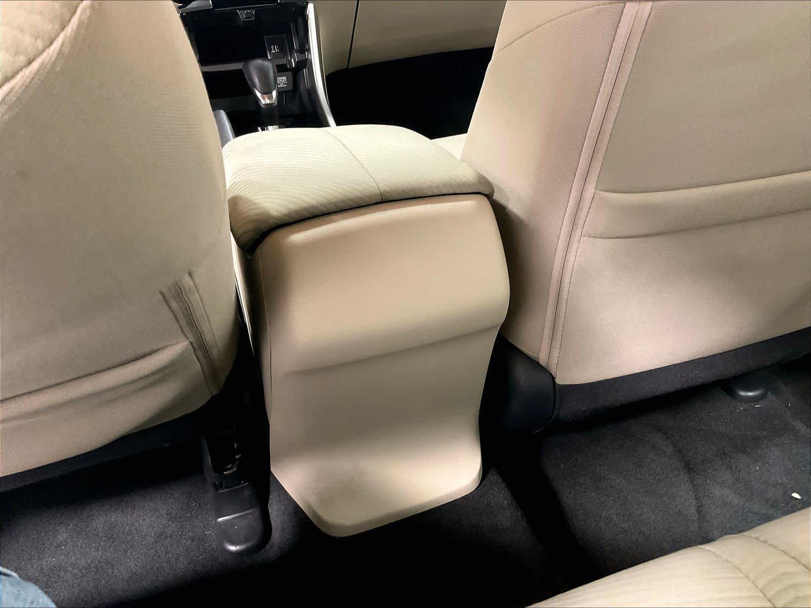 2016 Honda Accord LX - Photo 27