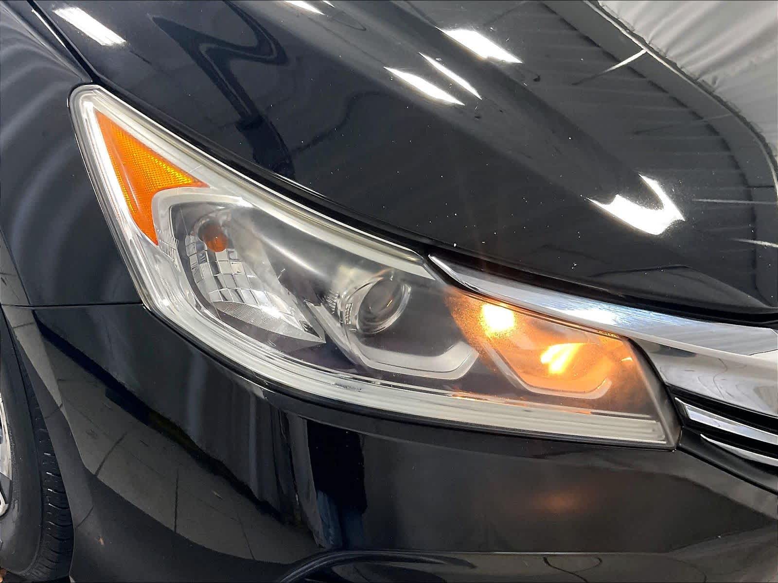 2016 Honda Accord LX - Photo 32