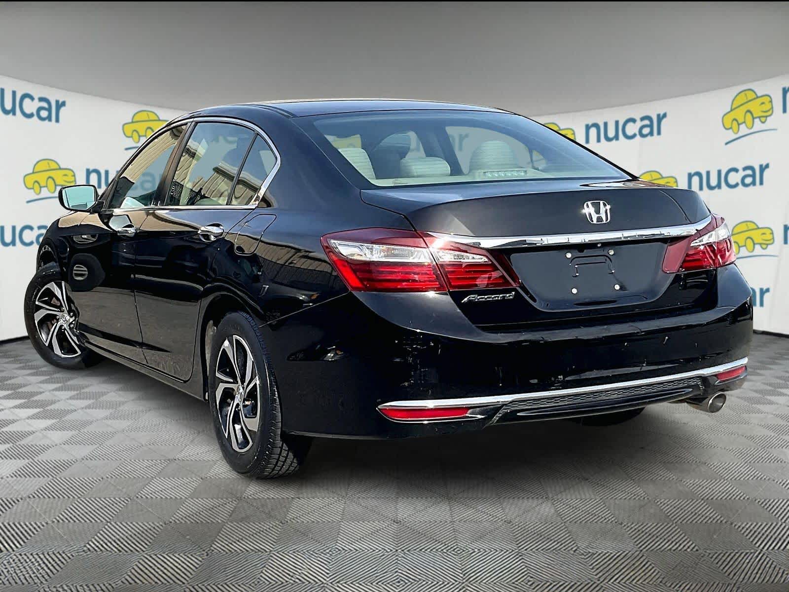 2016 Honda Accord LX - Photo 4