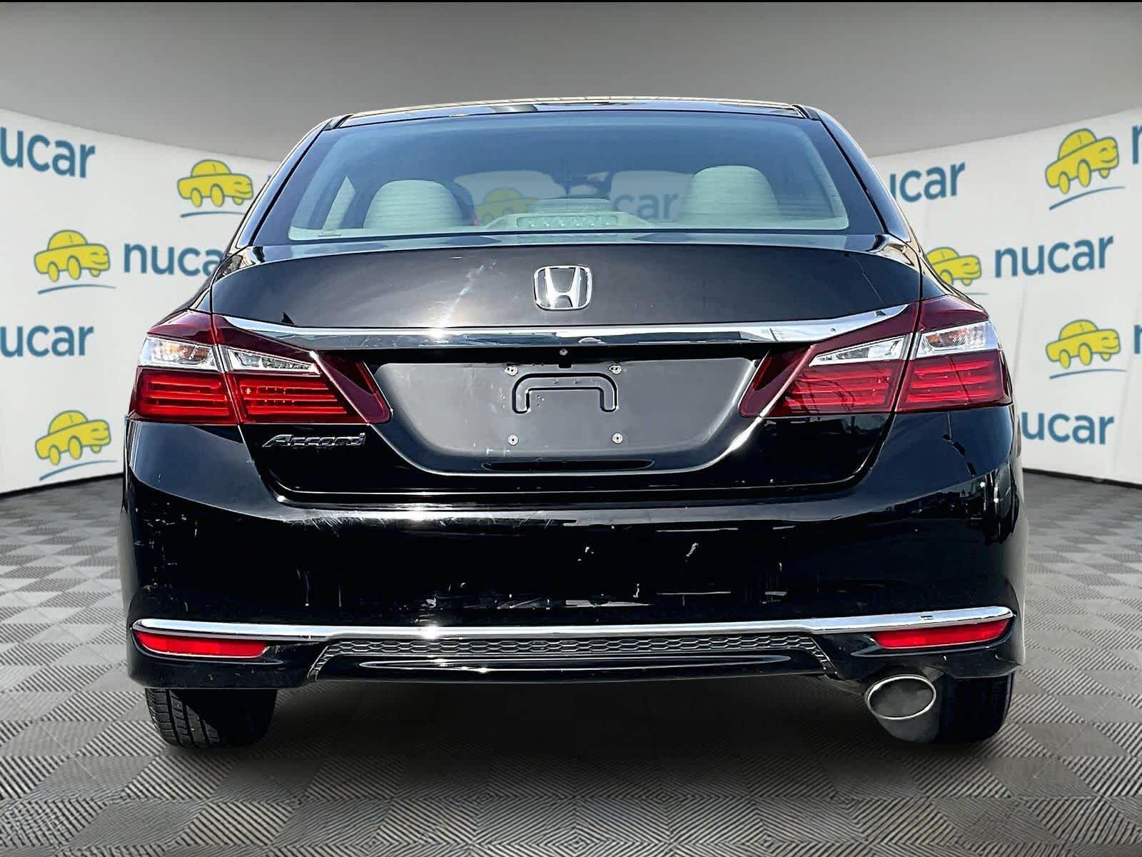 2016 Honda Accord LX - Photo 5