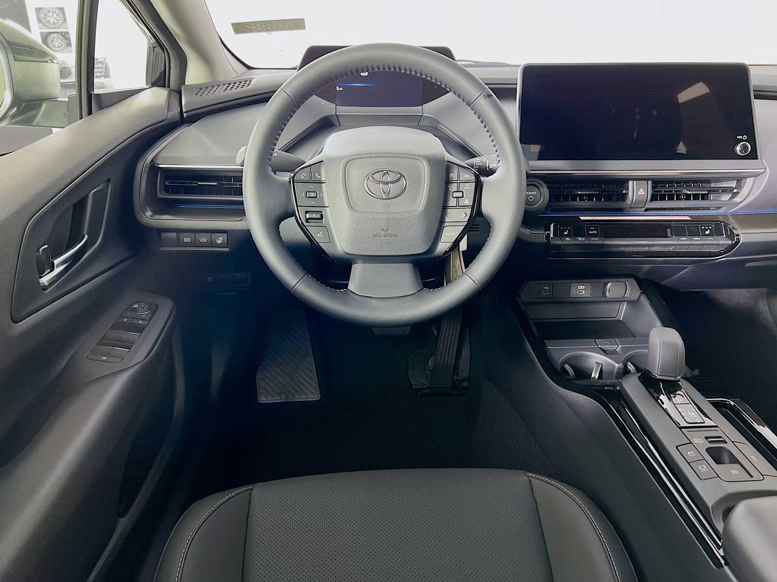 2025 Toyota Prius Nightshade - Photo 14
