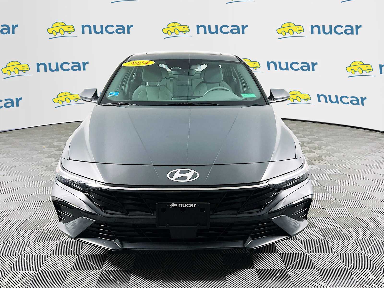 2024 Hyundai Elantra SEL - Photo 2